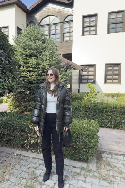 Önü Fermuarlı Ve Çıt Çıtlı Şişme Mont Haki